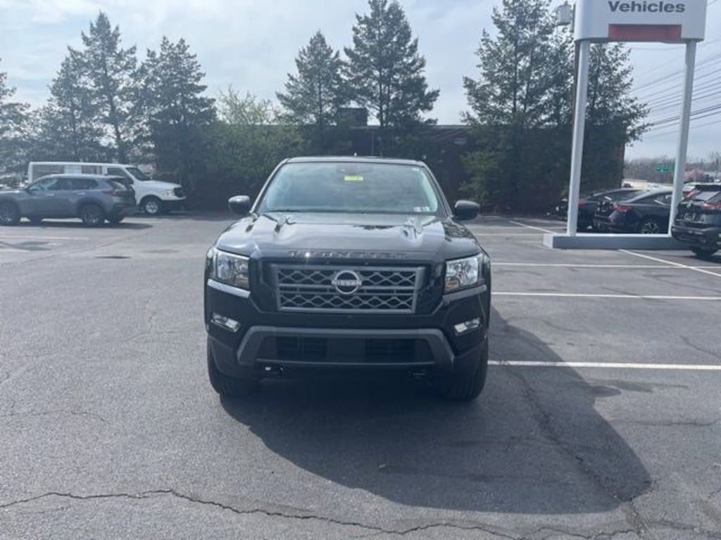 Used 2024 Nissan Frontier SV Truck Crew Cab