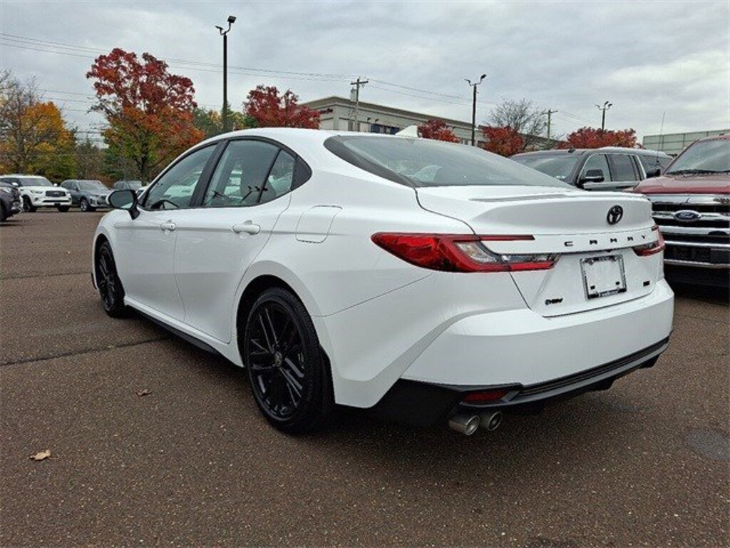 Used 2025 Toyota Camry SE Sedan