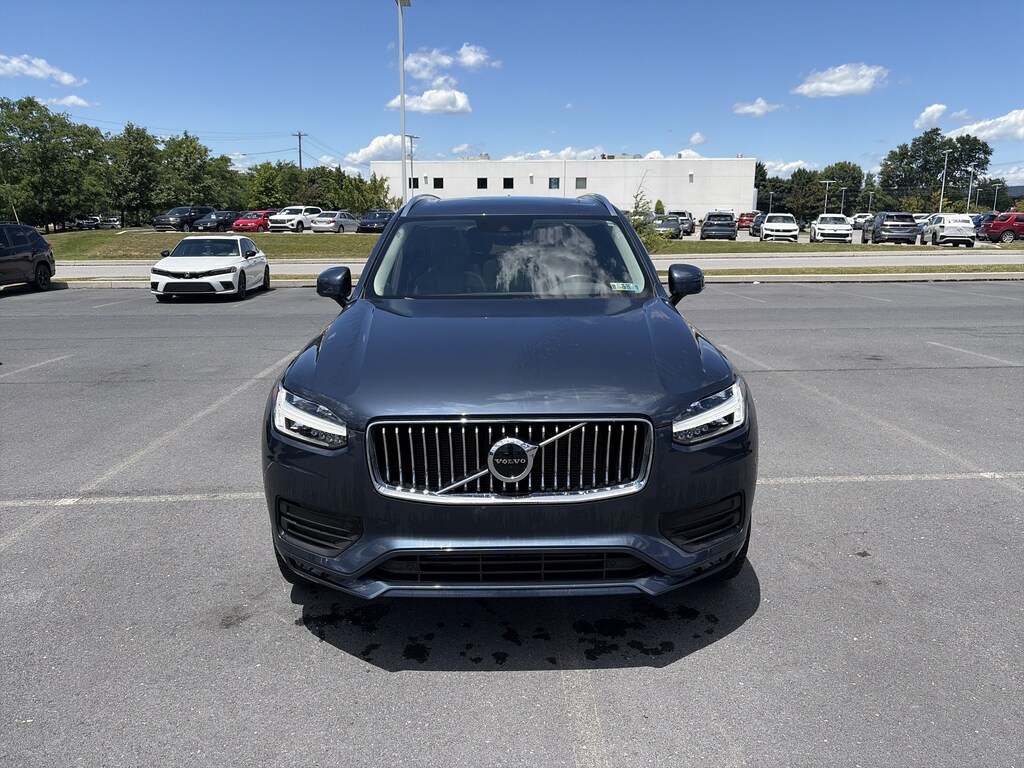 Used 2020 Volvo XC90 Momentum SUV