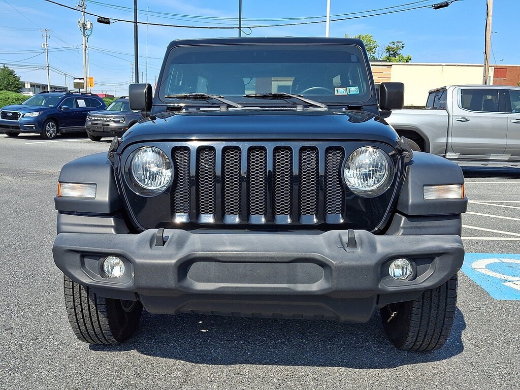 Used 2018 Jeep Wrangler Unlimited Sport S SUV