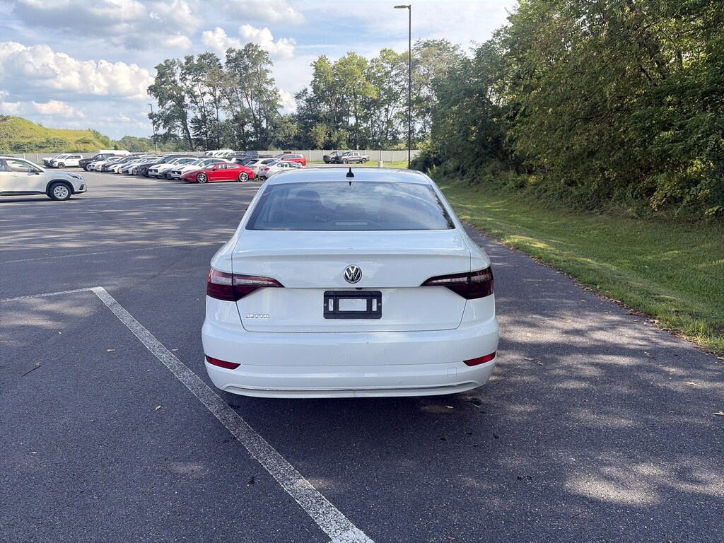 Certified 2021 Volkswagen Jetta SEL Sedan