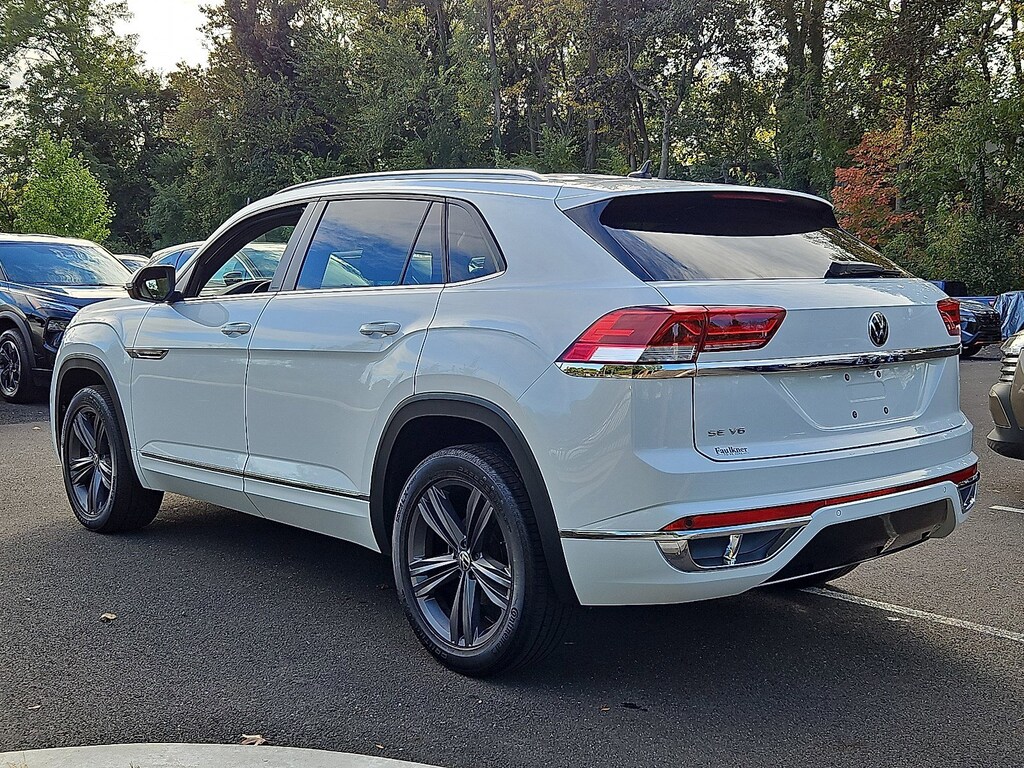 Used 2021 Volkswagen Atlas Cross Sport 3.6L V6 SE w/Technology R-Line SUV