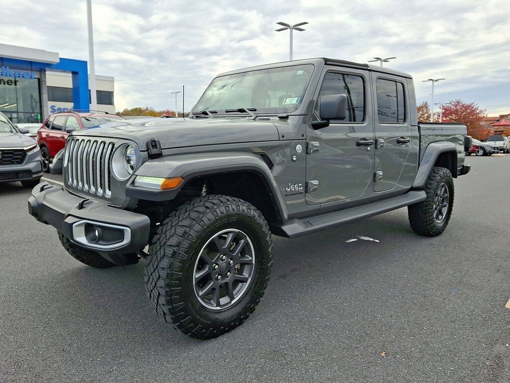 Used 2021 Jeep Gladiator Overland Truck Crew Cab
