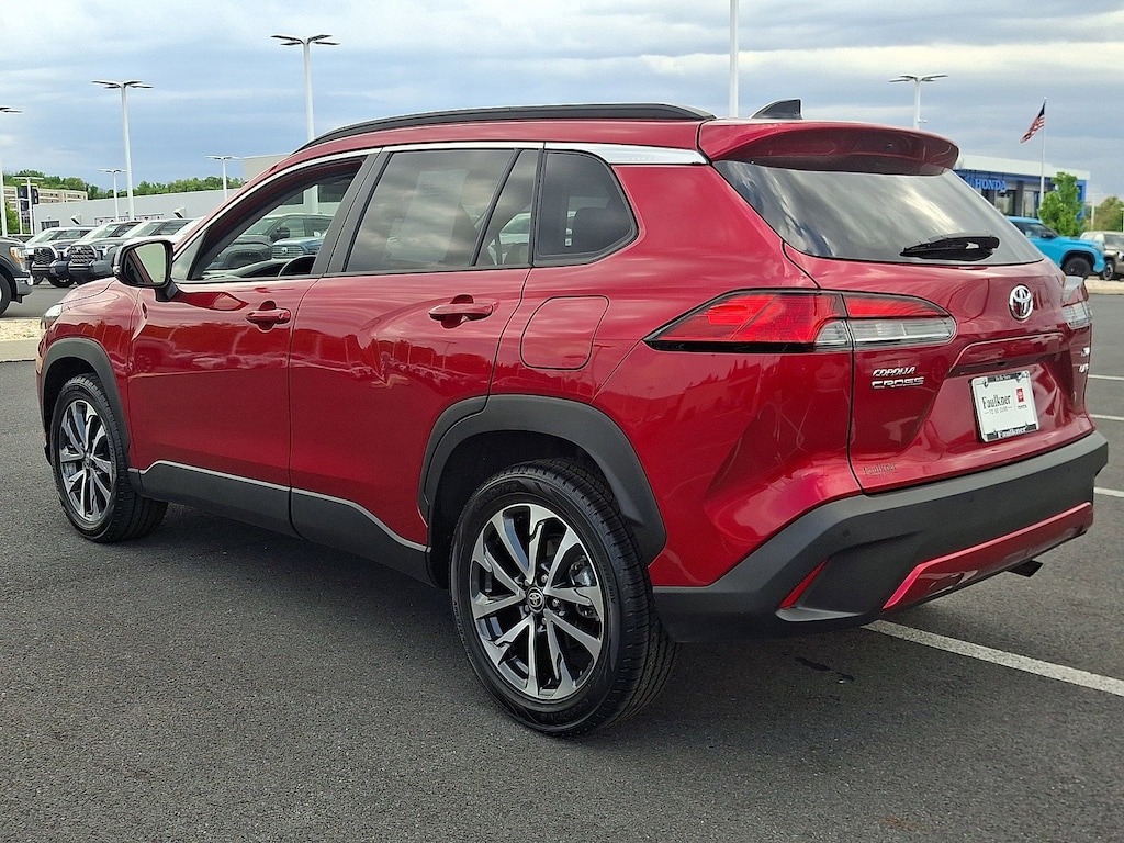 Certified 2025 Toyota Corolla Cross XLE SUV