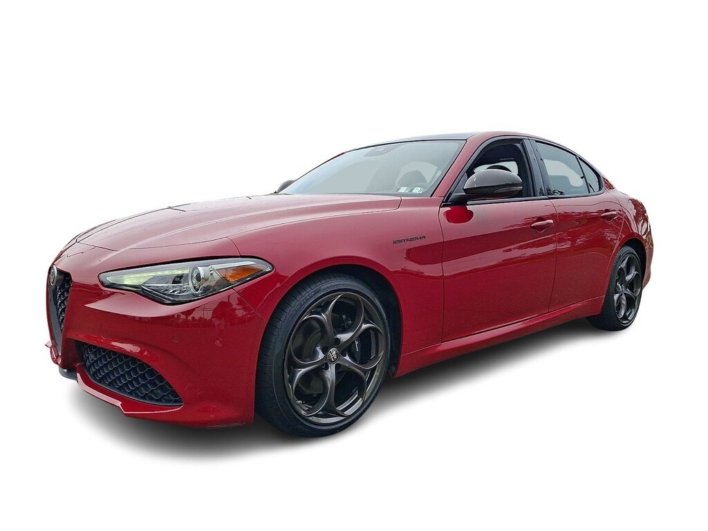 Used 2023 Alfa Romeo Giulia Estrema Sedan