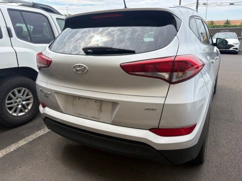 Used 2016 Hyundai Tucson SE SUV