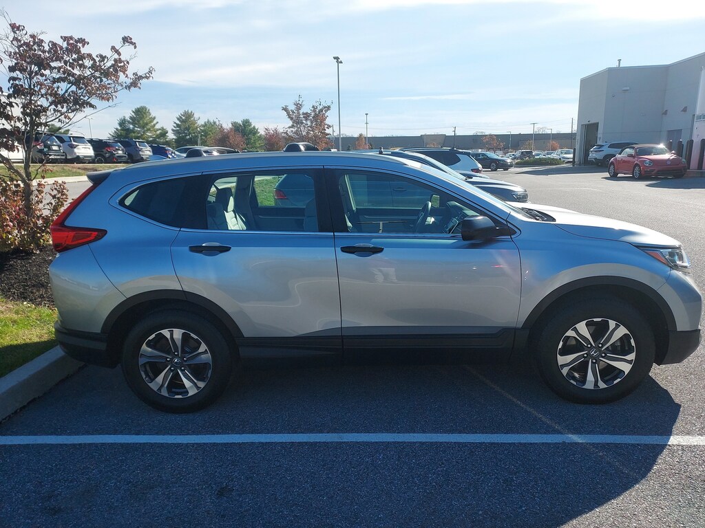 Used 2017 Honda CR-V LX SUV