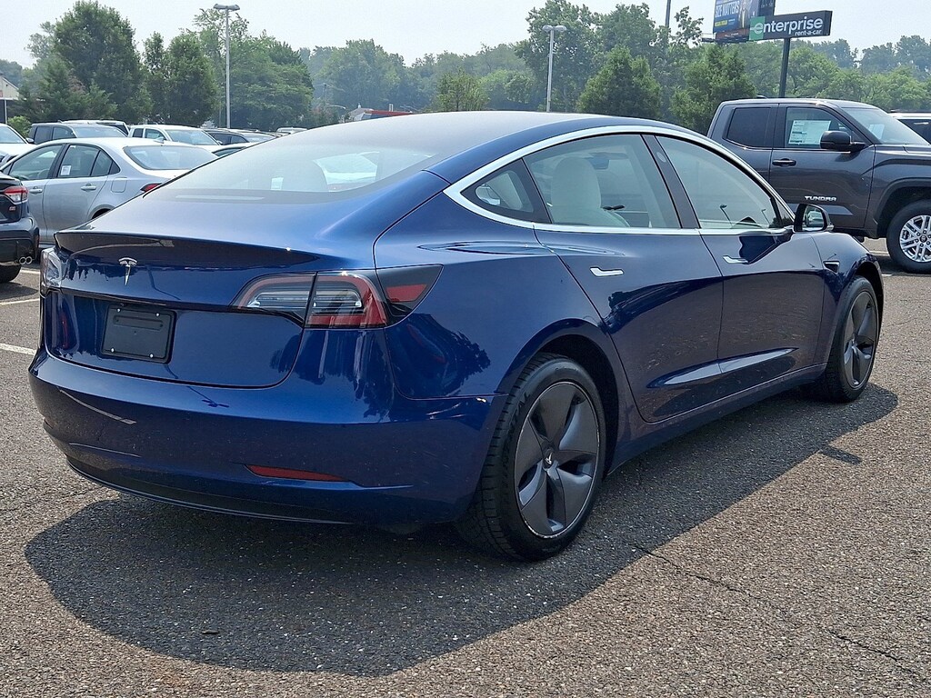 Used 2019 Tesla Model 3 Standard Range Plus Sedan