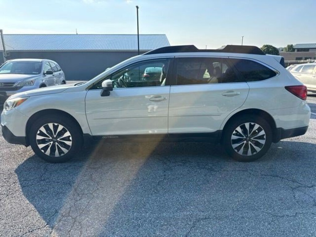 Used 2017 Subaru Outback Limited SUV