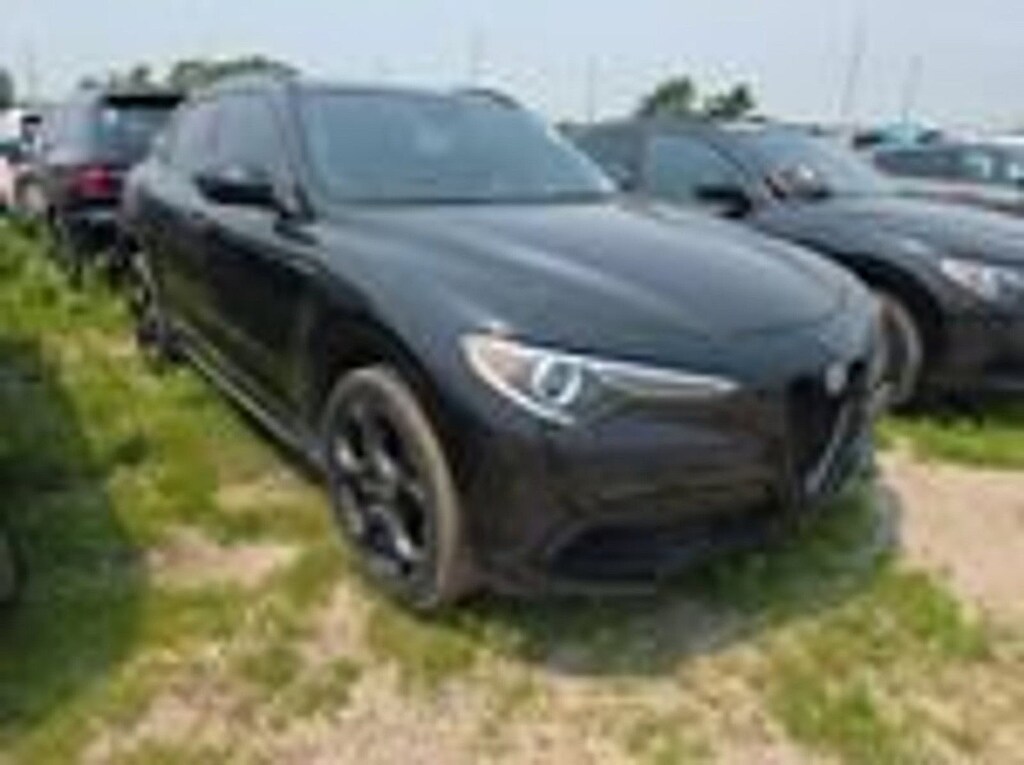 Used 2023 Alfa Romeo Stelvio Veloce SUV