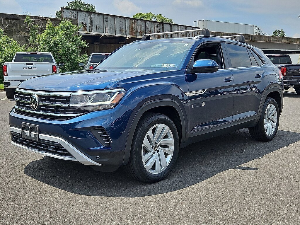 Used 2022 Volkswagen Atlas Cross Sport 2.0T SE w/Technology SUV
