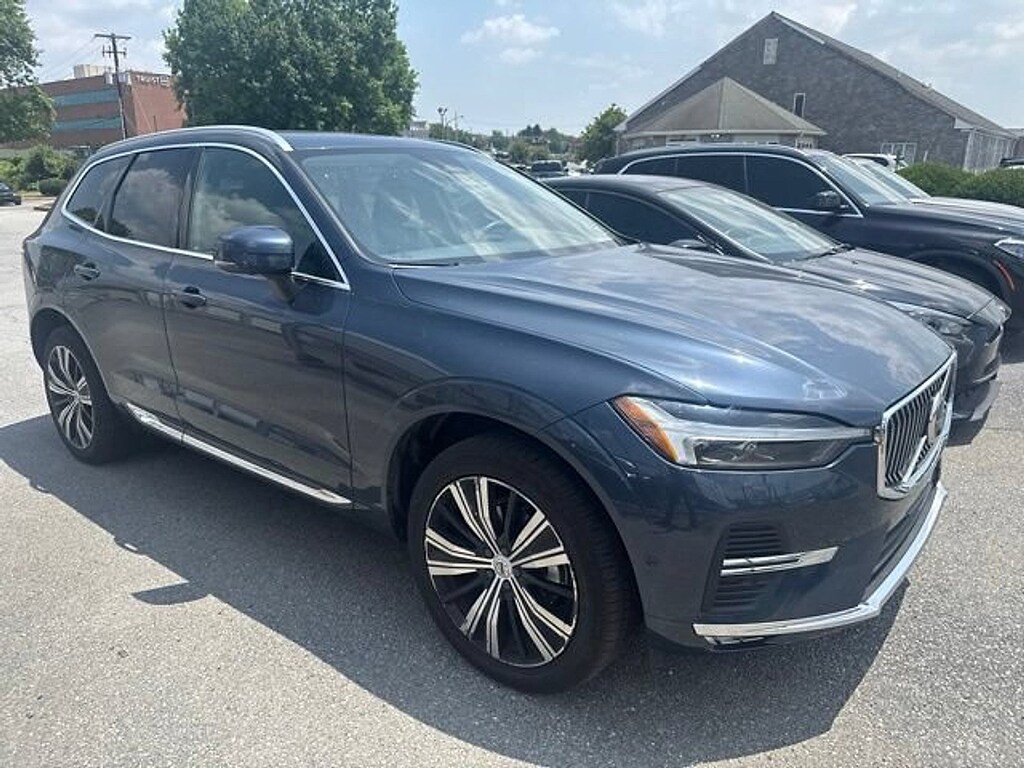 Used 2023 Volvo XC60 Plus Bright Theme SUV