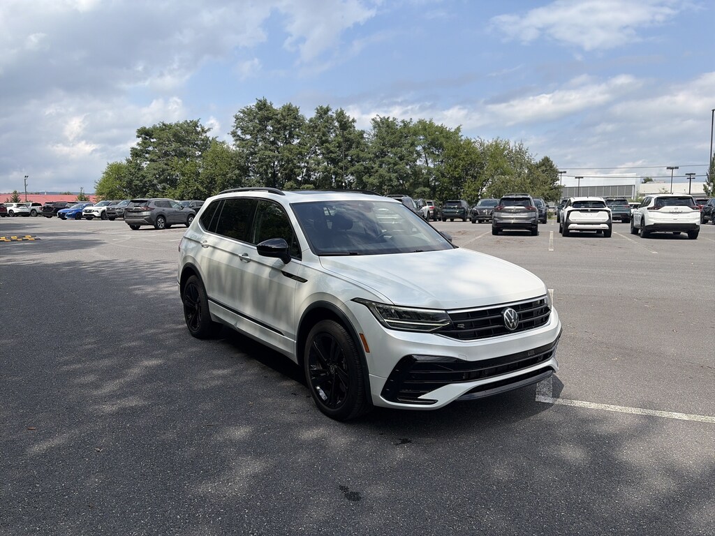 Certified 2024 Volkswagen Tiguan SE R-Line Black SUV