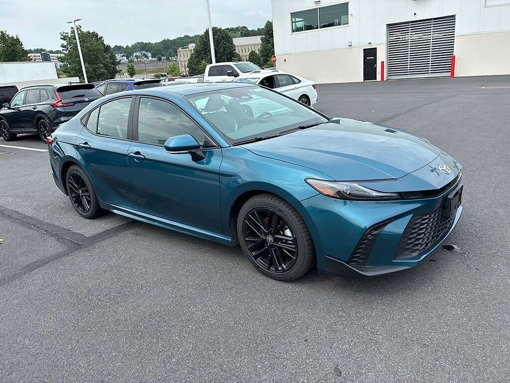 Certified 2025 Toyota Camry SE Sedan
