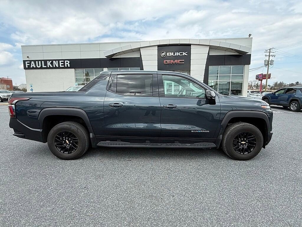 Used 2025 Chevrolet Silverado EV Extended Range LT Truck Crew Cab