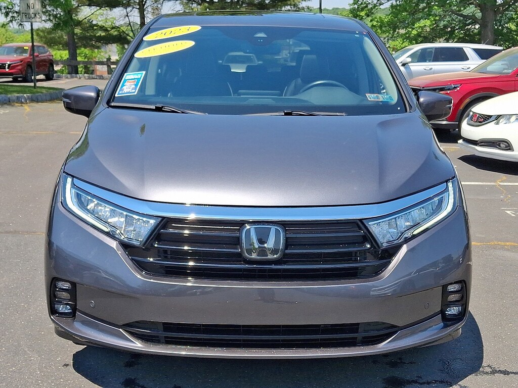 Certified 2023 Honda Odyssey Elite Van
