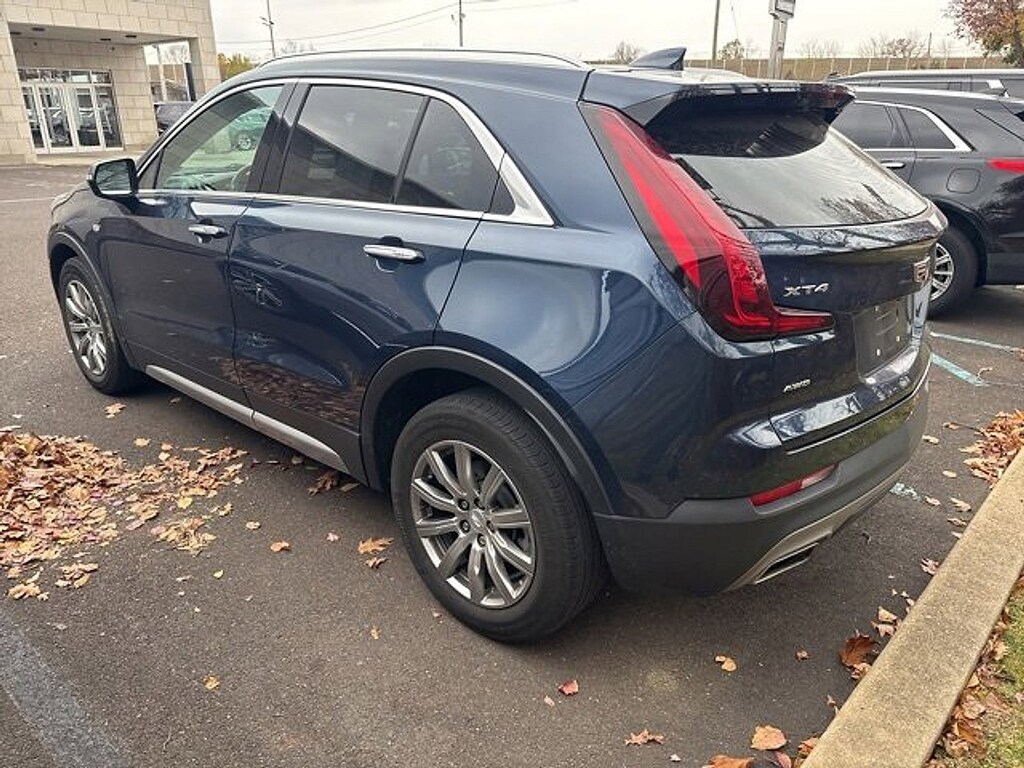 Used 2021 Cadillac XT4 AWD Premium Luxury SUV