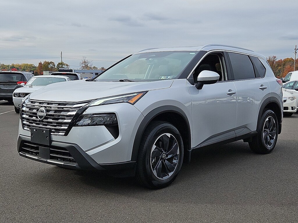 Used 2024 Nissan Rogue SV SUV