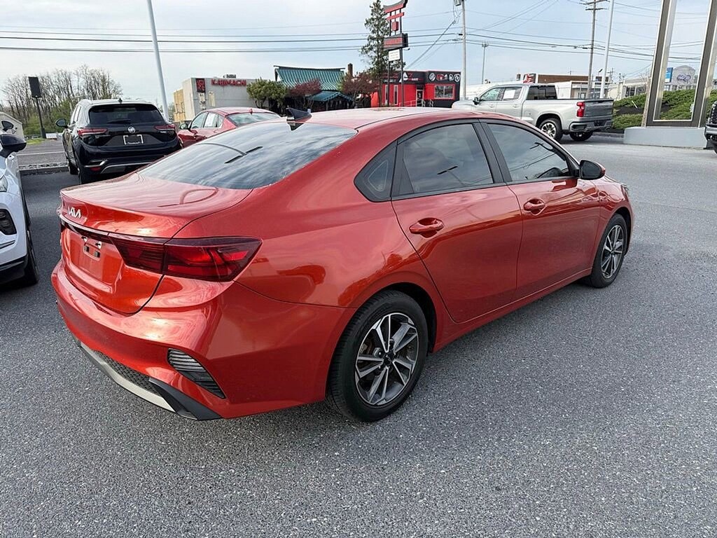 Used 2022 Kia Forte LXS Sedan