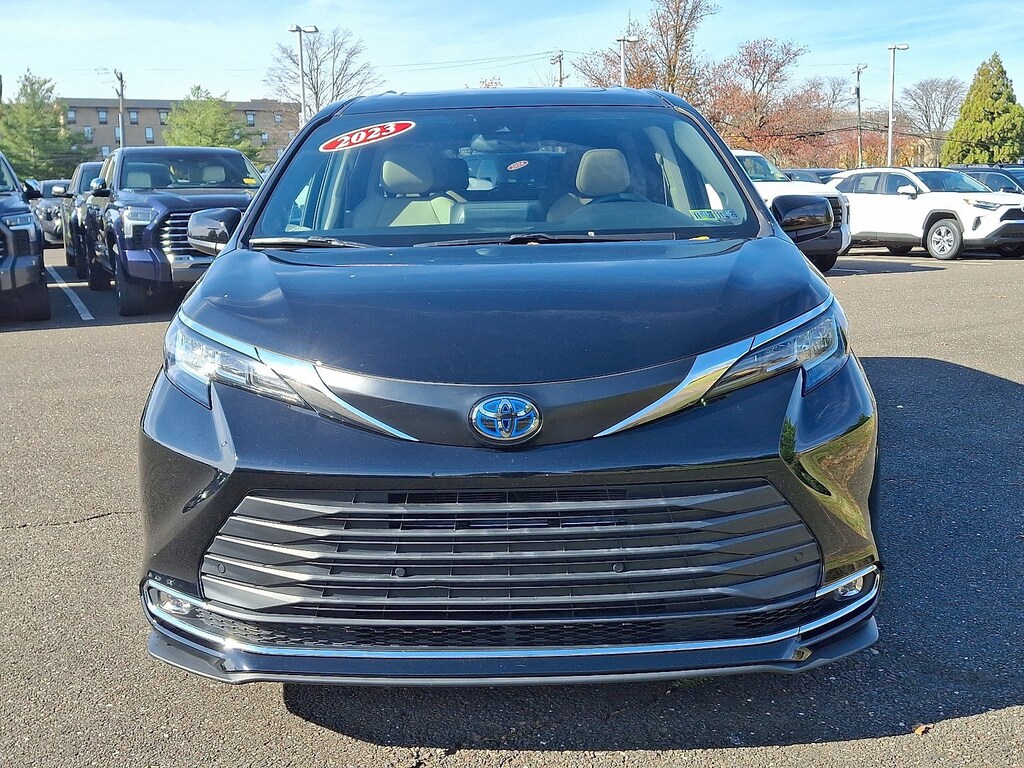 Certified 2023 Toyota Sienna XLE Van Passenger Van