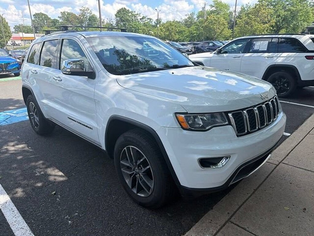 Used 2017 Jeep Grand Cherokee Limited SUV