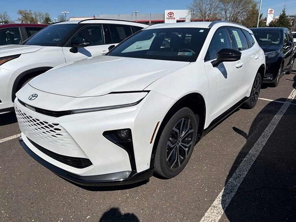 Certified 2025 Toyota Crown Signia XLE SUV