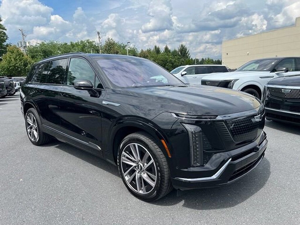 Certified 2026 Cadillac Vistiq Sport SUV