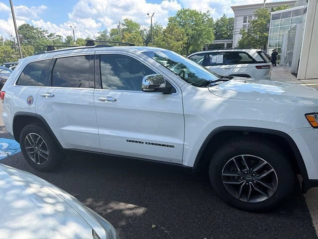 Used 2017 Jeep Grand Cherokee Limited SUV