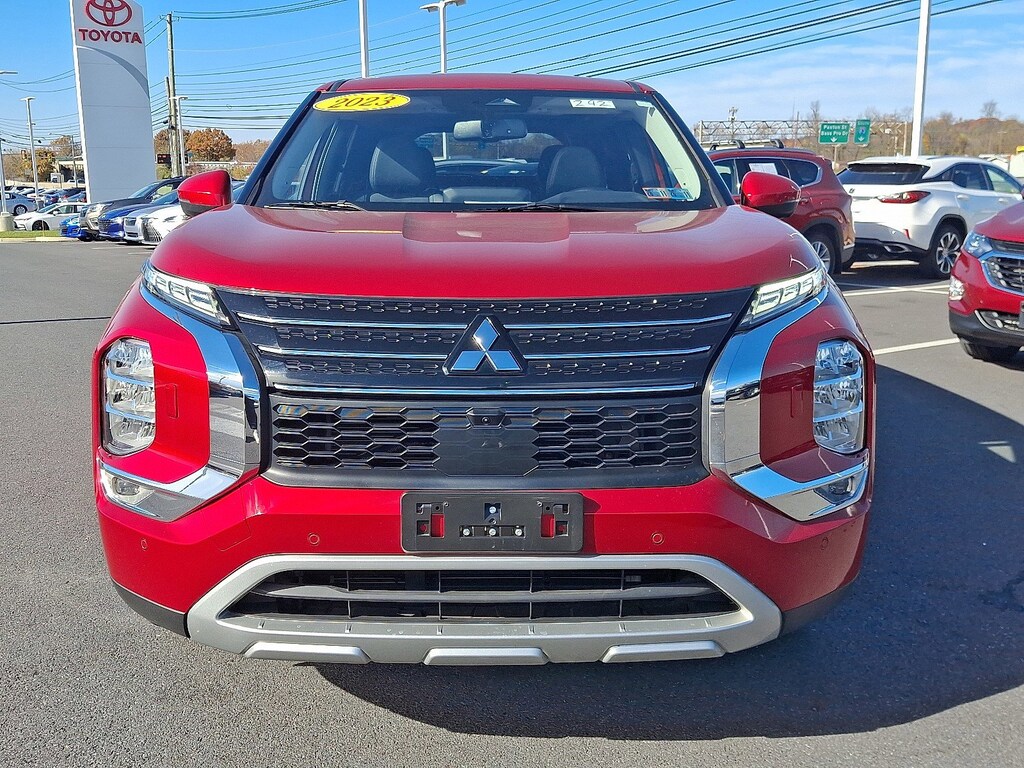 Used 2023 Mitsubishi Outlander SE SUV