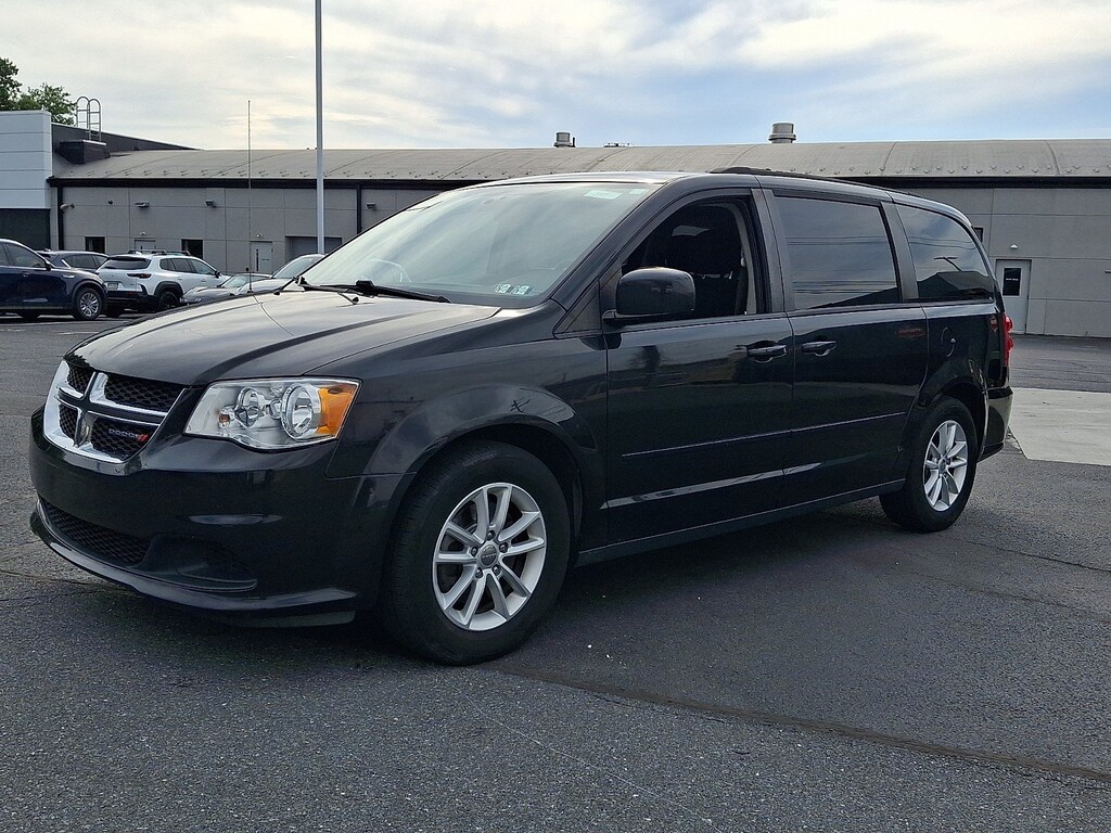 Used 2016 Dodge Grand Caravan SXT Van