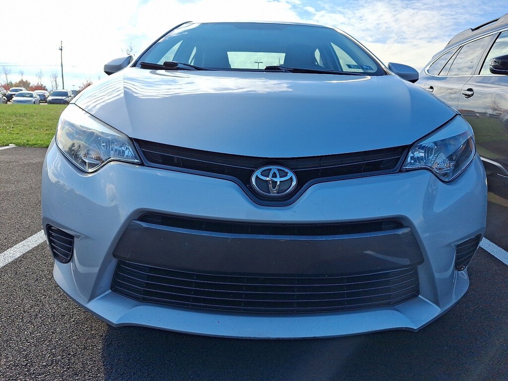 Used 2016 Toyota Corolla LE Sedan