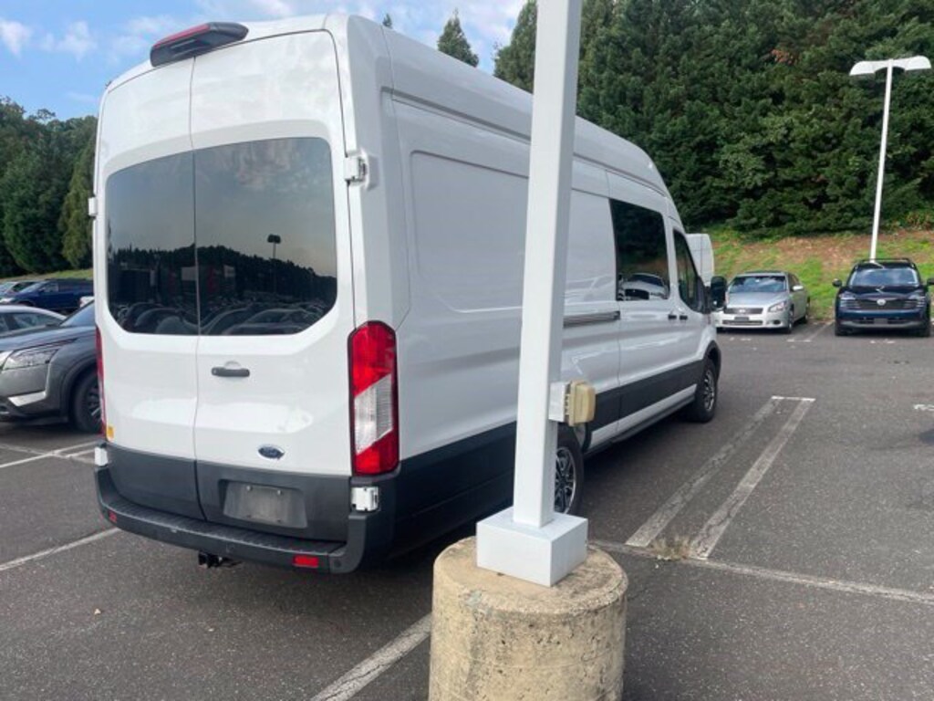 Used 2022 Ford E-Transit Cargo Van Van High Roof Ext. Van