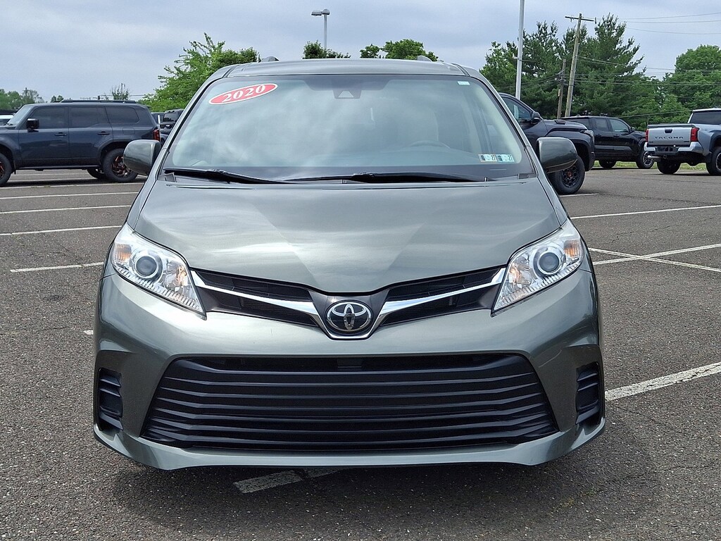 Certified 2020 Toyota Sienna LE Van