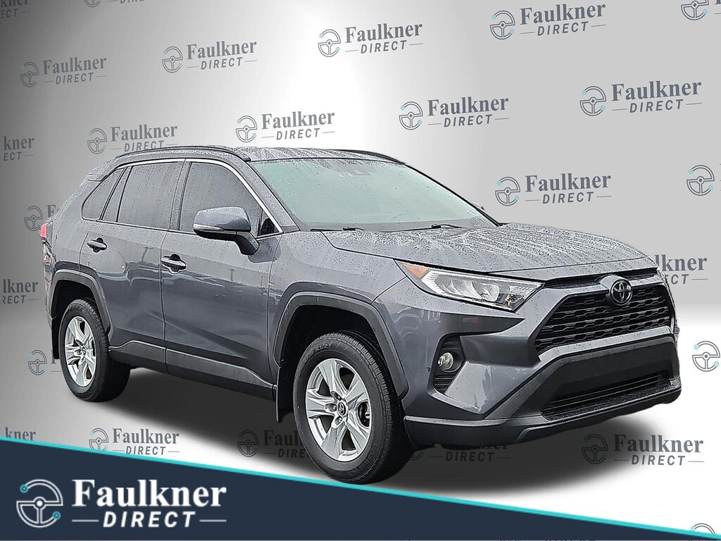 Used 2021 Toyota RAV4 XLE SUV