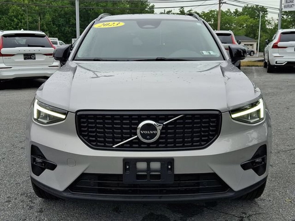 Certified 2023 Volvo XC40 Plus Dark Theme SUV