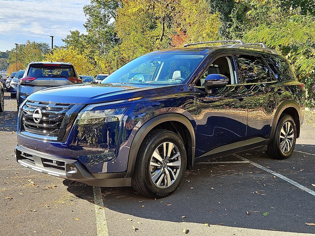 Certified 2024 Nissan Pathfinder SL SUV