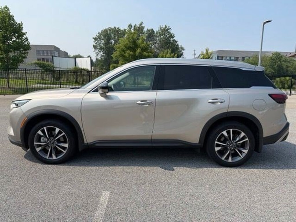 Certified 2025 INFINITI QX60 LUXE SUV