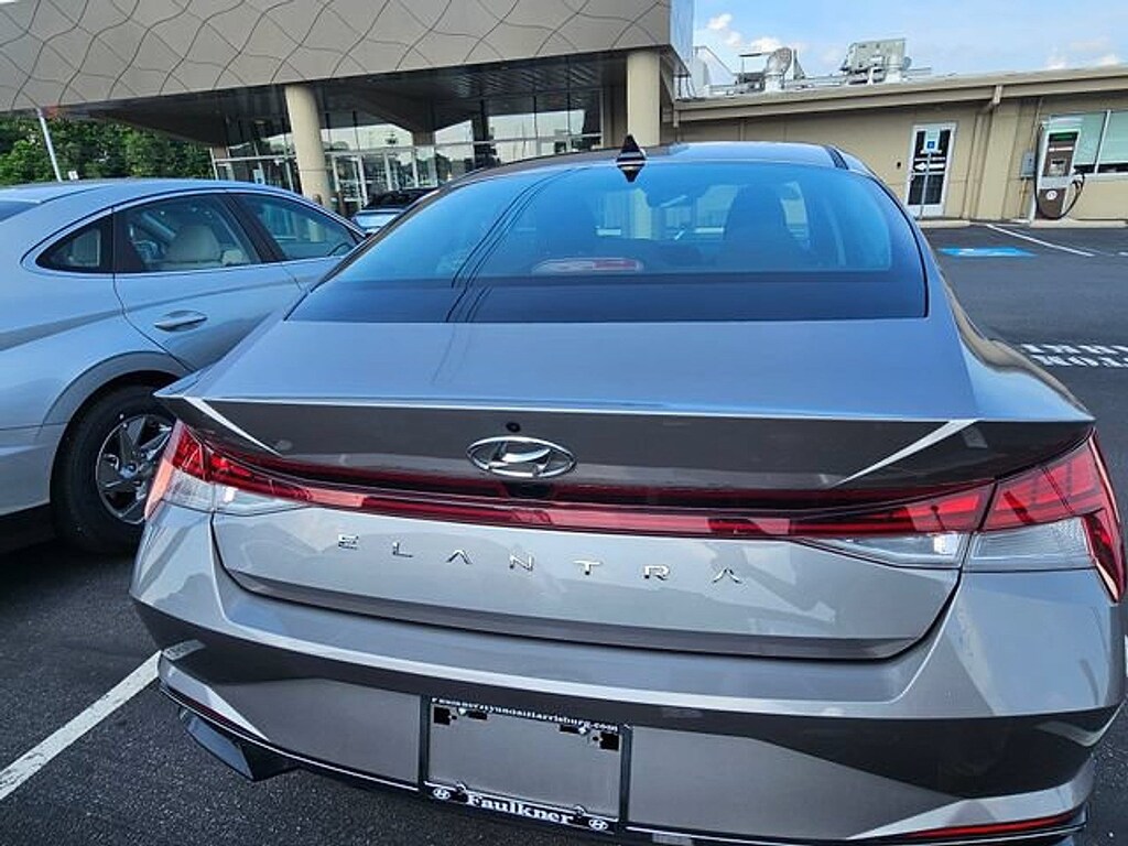 Certified 2021 Hyundai Elantra SEL Sedan