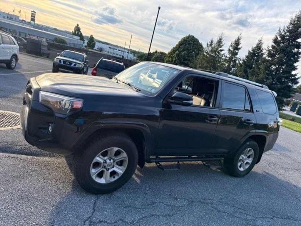 Used 2024 Toyota 4Runner SR5 Premium SUV