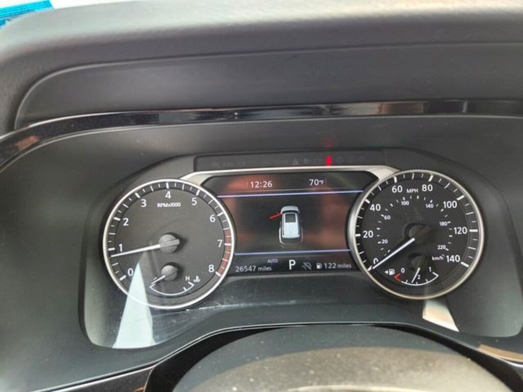 Used 2024 Nissan Pathfinder SL SUV