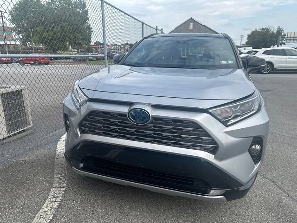 Used 2019 Toyota RAV4 Hybrid XSE SUV
