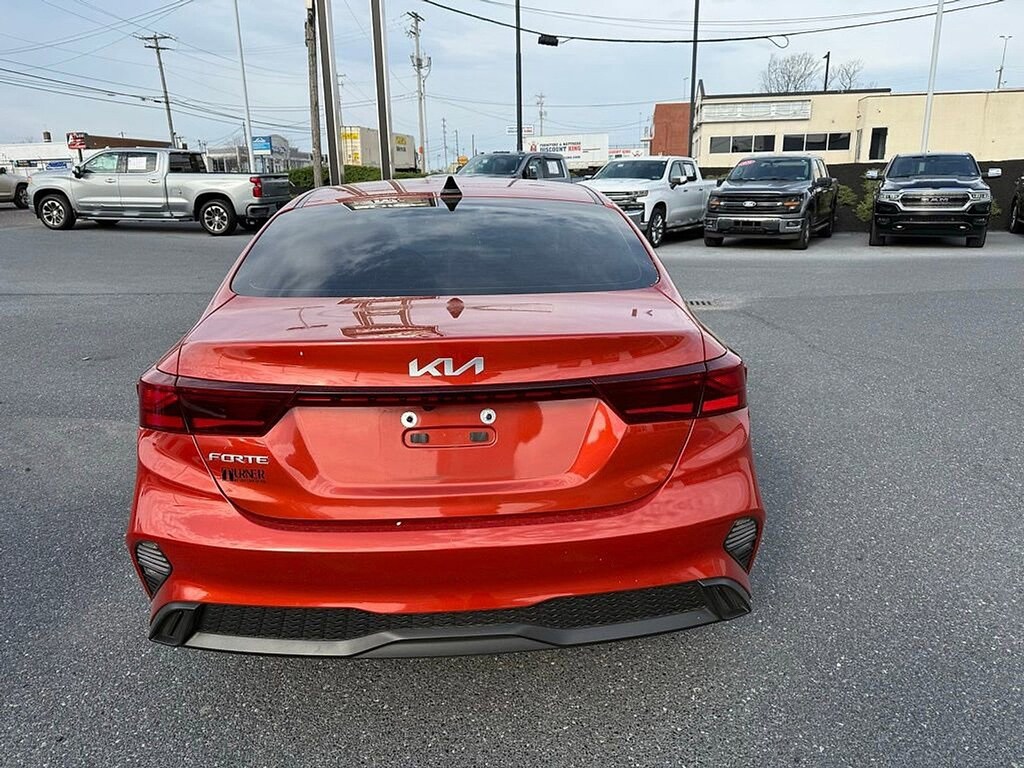 Used 2022 Kia Forte LXS Sedan