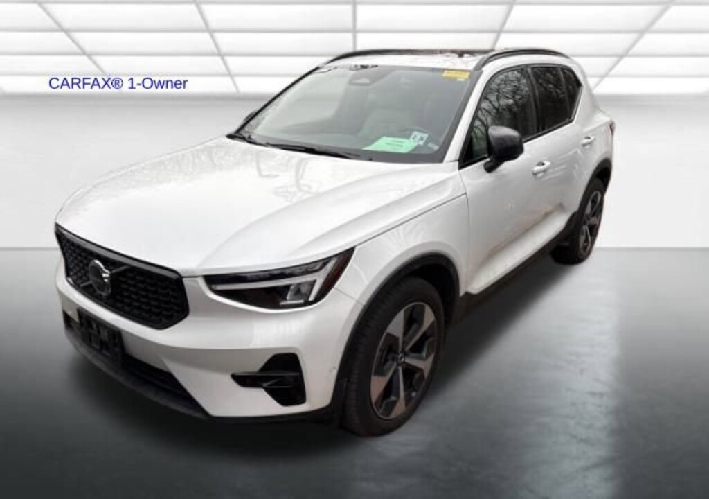 Used 2023 Volvo XC40 Plus Dark Theme SUV