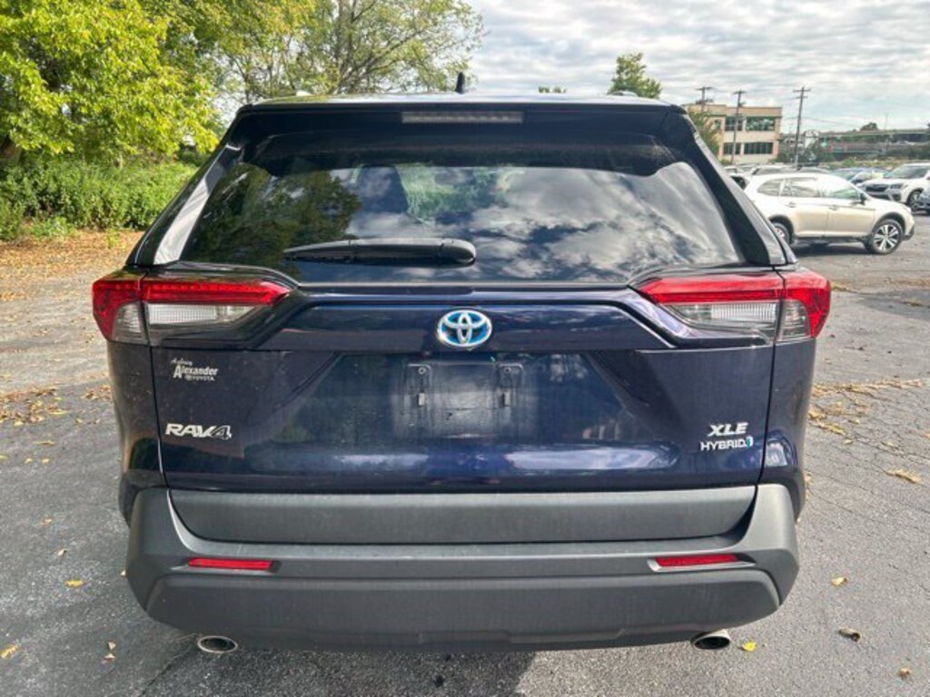 Used 2024 Toyota RAV4 Hybrid XLE SUV