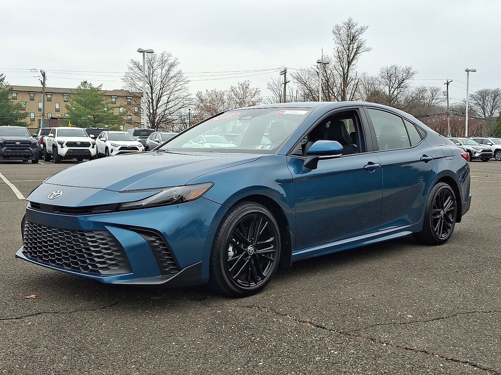 Certified 2025 Toyota Camry SE Sedan