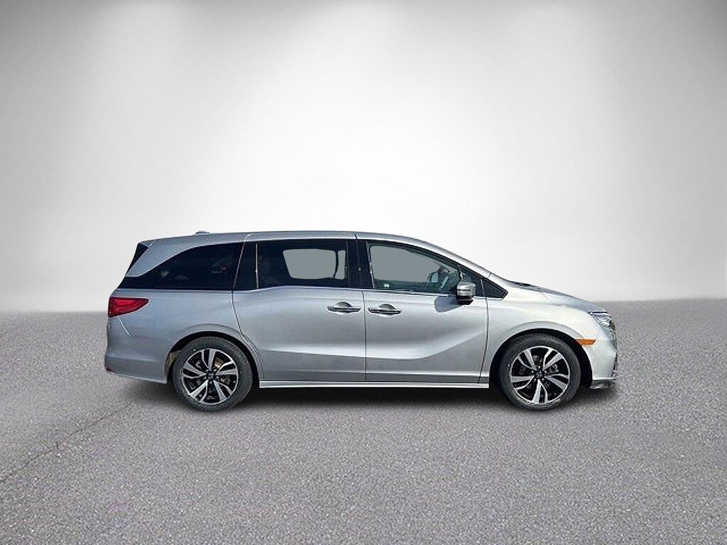 Used 2018 Honda Odyssey Elite Van