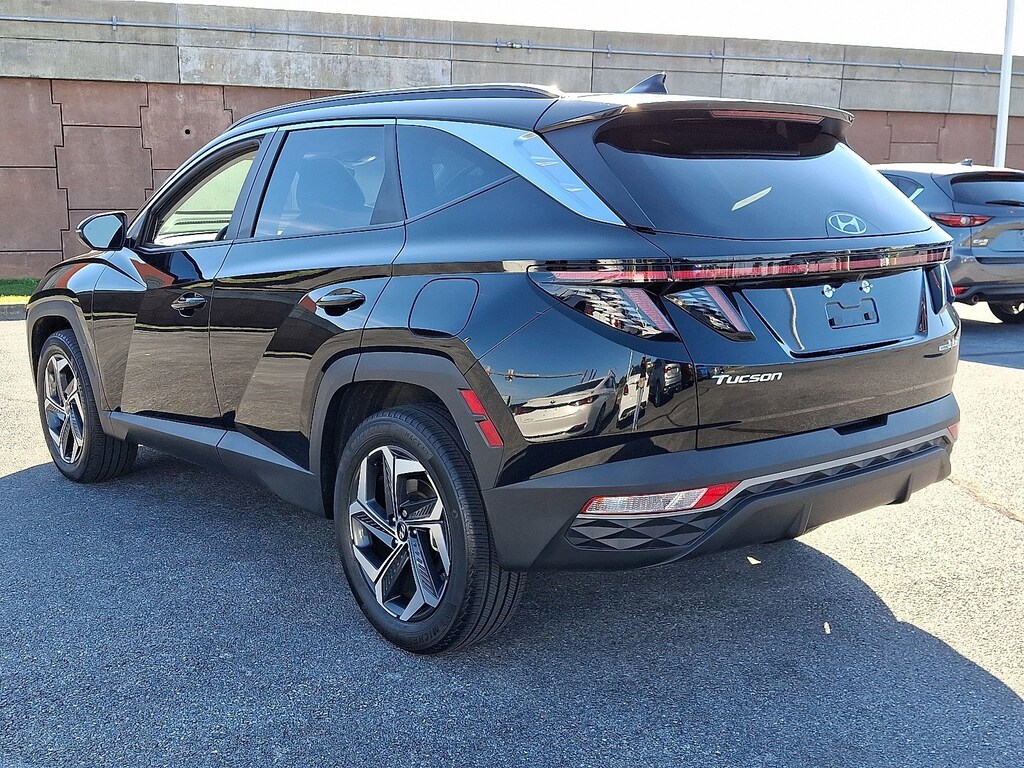 Used 2024 Hyundai Tucson Hybrid SEL Convenience SUV