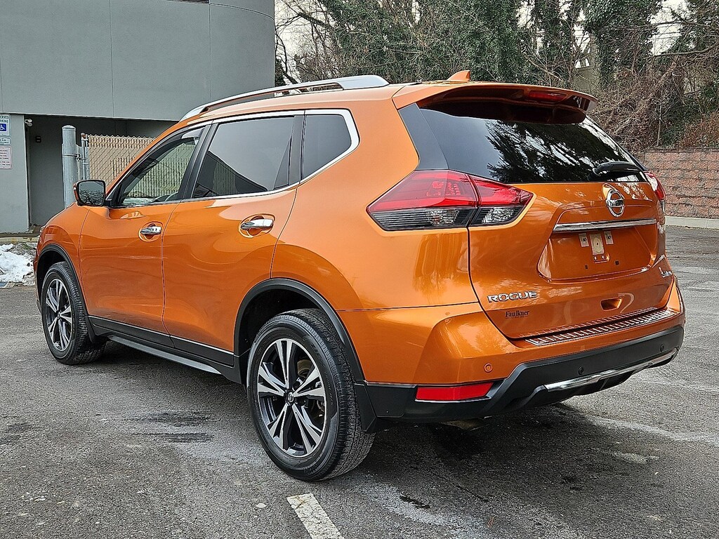 Certified 2019 Nissan Rogue SV SUV