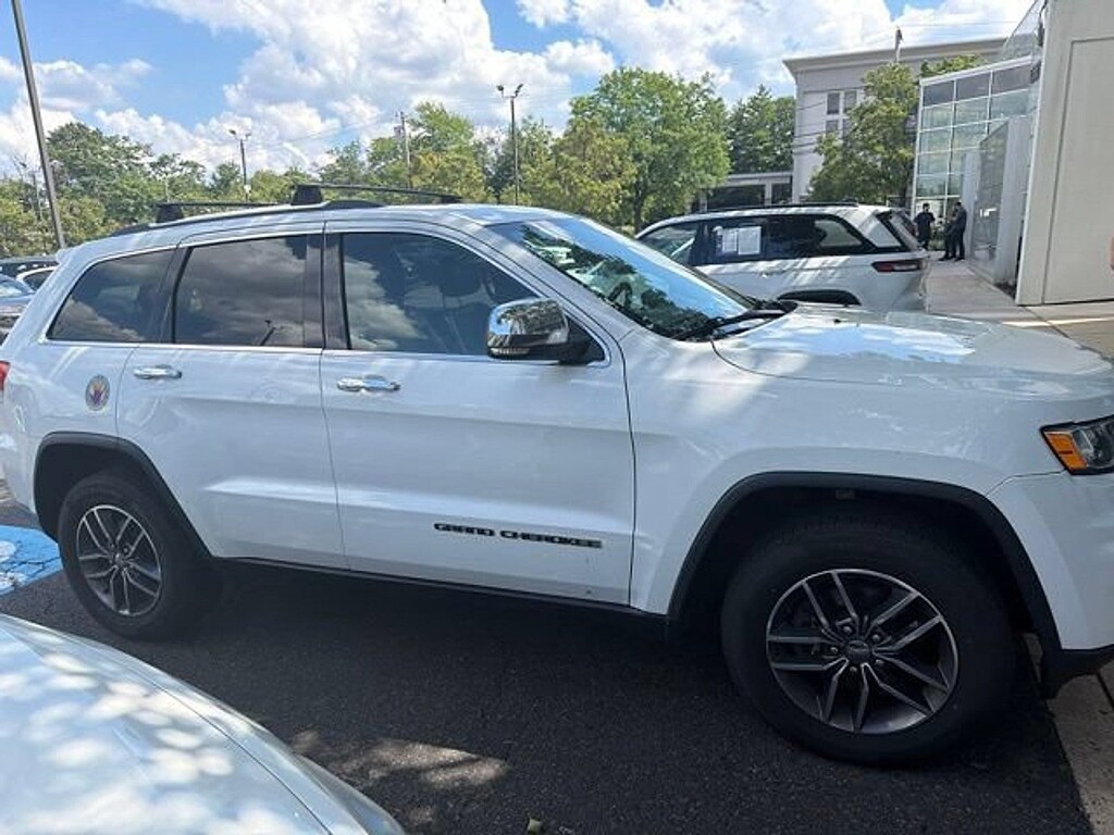 Used 2017 Jeep Grand Cherokee Limited SUV