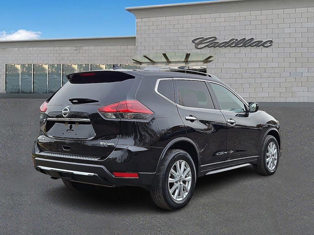 Used 2018 Nissan Rogue SV SUV
